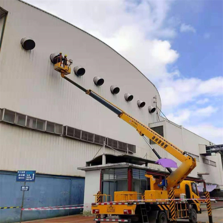 香河县高空作业车出租服务：专业广告牌安装解决方案