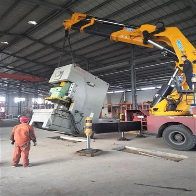 香河县80吨折臂吊车出租附近电话