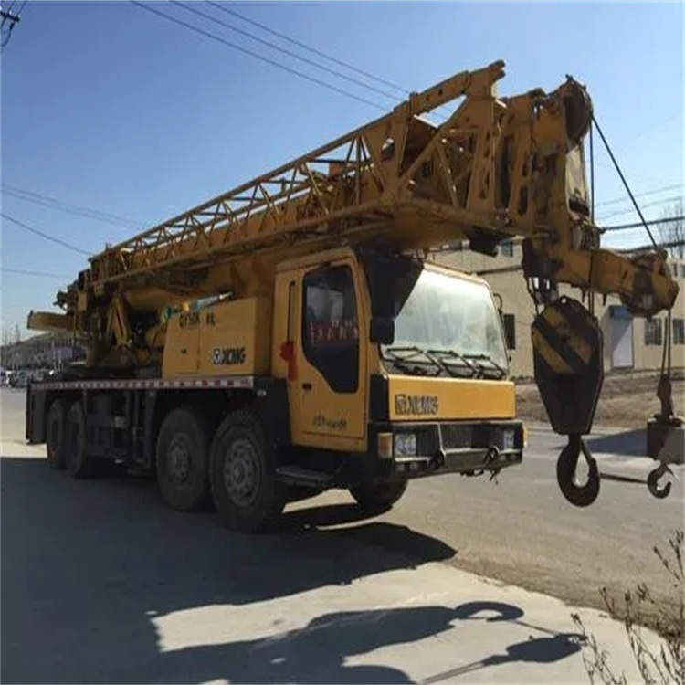 香河县哪里有专业吊车出租